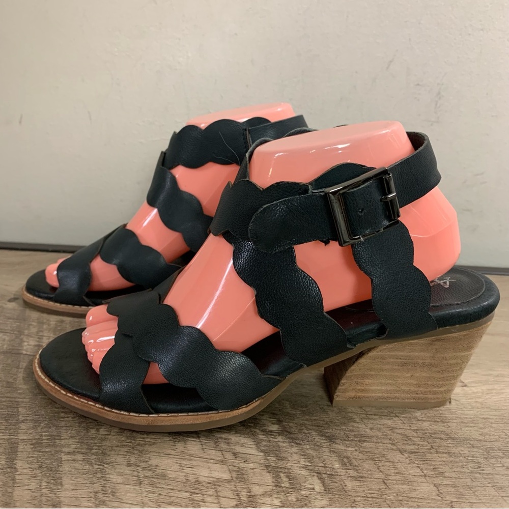 Women's ANTELOPE Black Leather 507 SCALLOPED Classic DRESS SANDALS Shoes  40